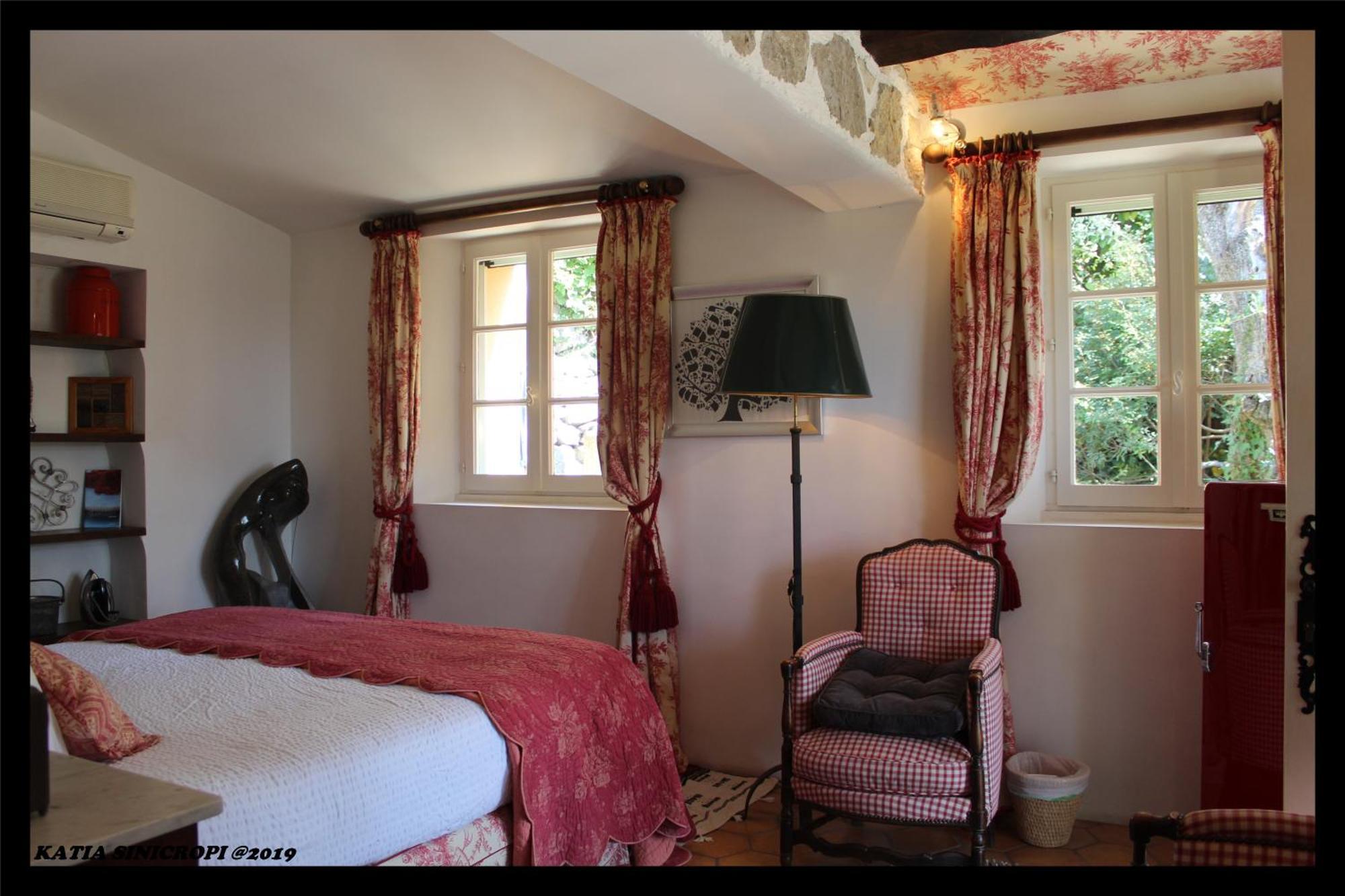Domaine Des Tilleuls D'Or Saint-Cézaire-sur-Siagne 객실 사진